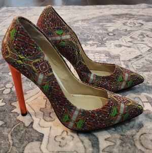 GX by Gwen Stefani Multicolor Patterned Heels